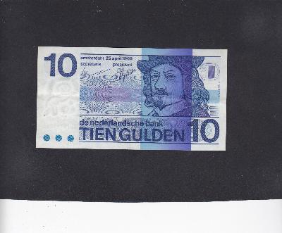 Beschrijving voorzijde: FR.HALS